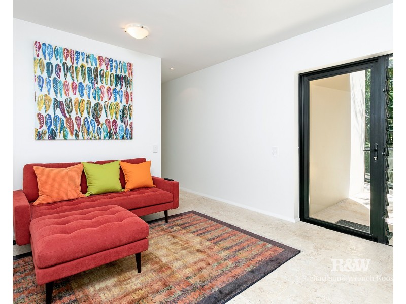1/33 Duke Street, Sunshine Beach QLD 4567