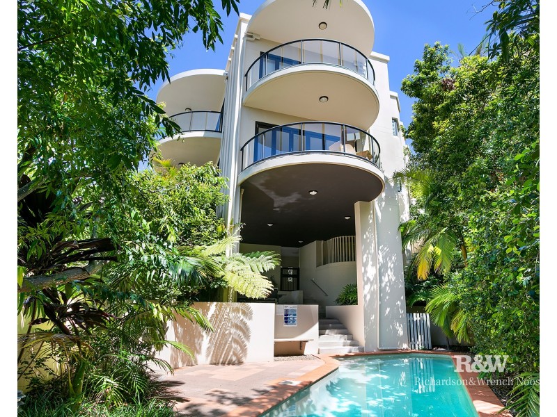 1/33 Duke Street, Sunshine Beach QLD 4567