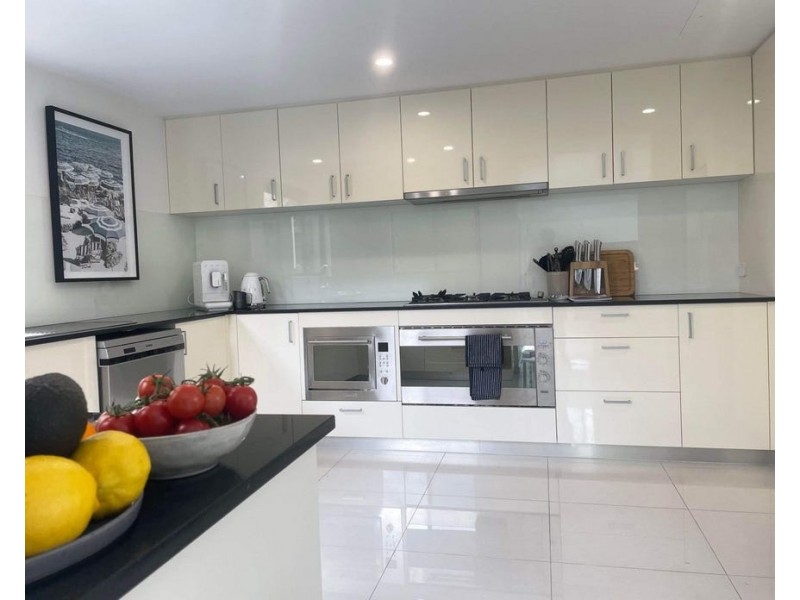 559/61 Noosa Springs Drive, Noosa Heads QLD 4567