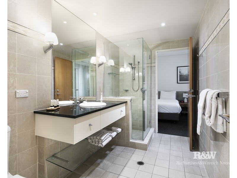 517/32 Hastings Street, Noosa Heads QLD 4567