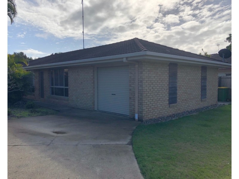 8 Columbia Drive, Sunrise Beach QLD 4567