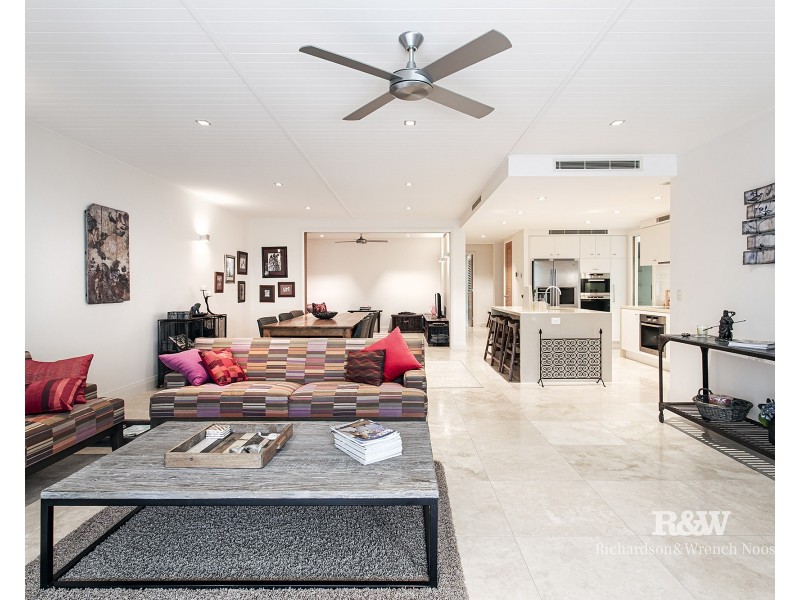 10/8 Serenity Close, Noosa Heads QLD 4567