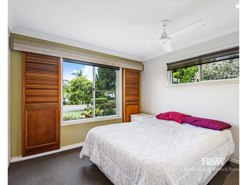 2 Cooroibah Crescent, Tewantin QLD 4565