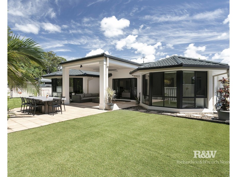 65 Lake Entrance Boulevard, Noosaville QLD 4566