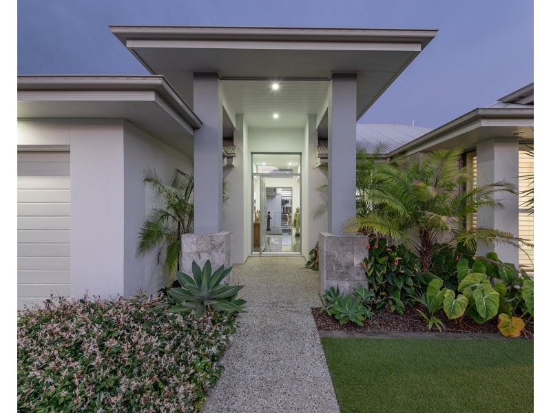 123 Shorehaven Drive, Noosa Waters QLD 4566