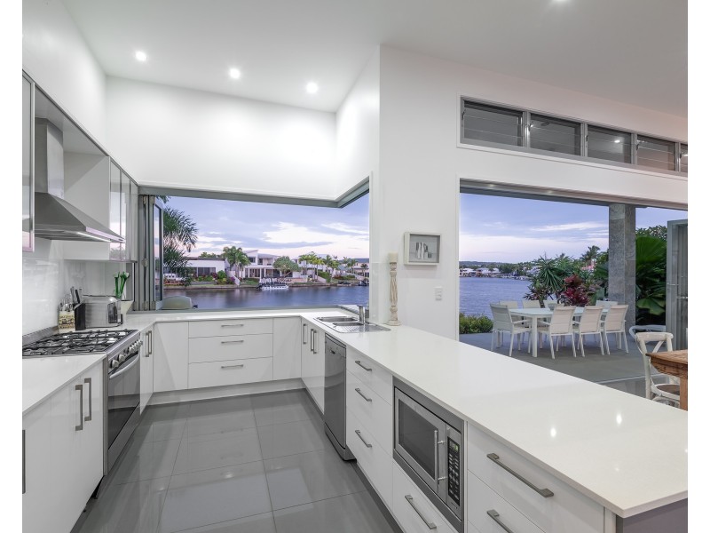 123 Shorehaven Drive, Noosa Waters QLD 4566