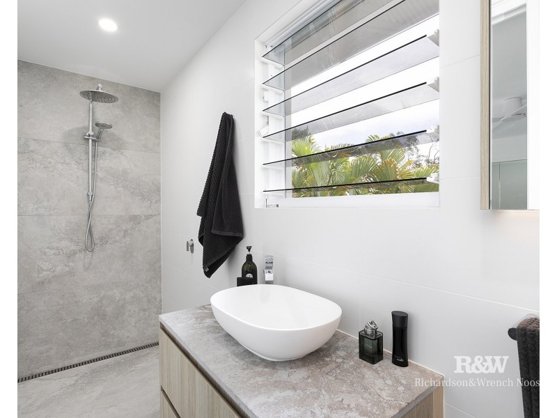 39 Nairana Rest, Noosa Heads QLD 4567