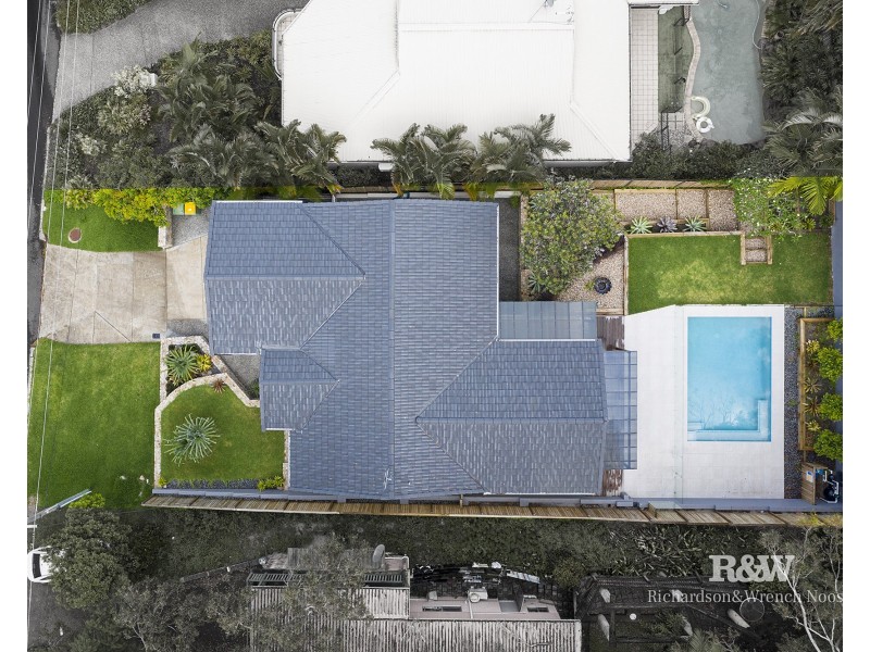 39 Nairana Rest, Noosa Heads QLD 4567