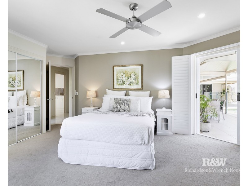 1 Seashell Place, Noosaville QLD 4566