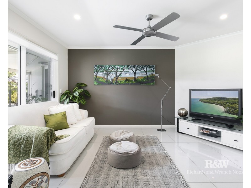 1 Seashell Place, Noosaville QLD 4566