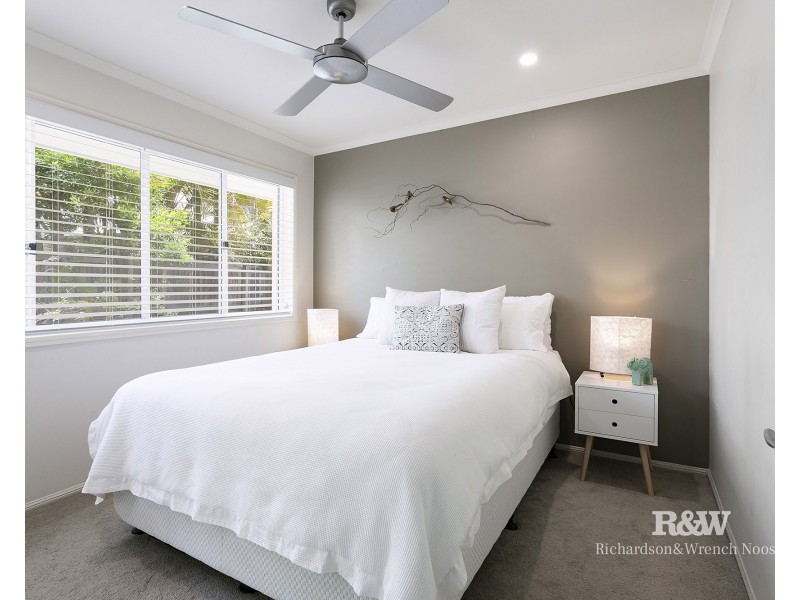 1 Seashell Place, Noosaville QLD 4566