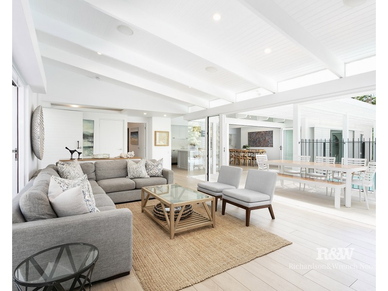 9 Cooran Court, Noosa Heads QLD 4567