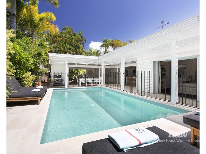 9 Cooran Court, Noosa Heads QLD 4567