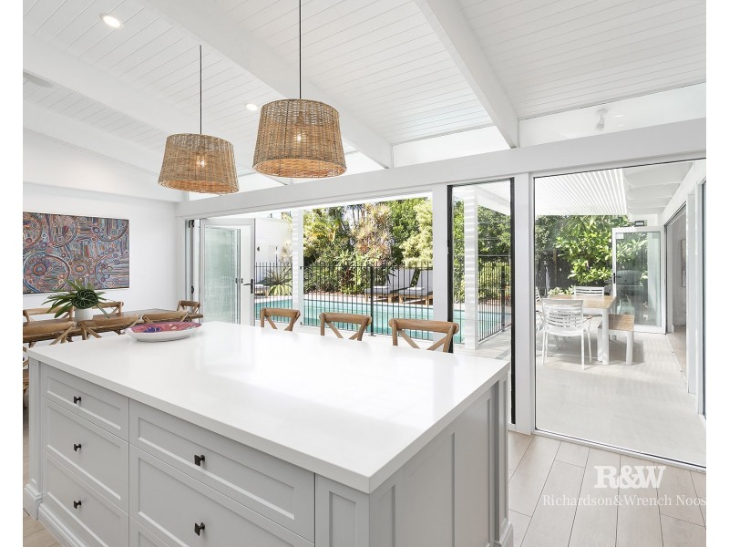 9 Cooran Court, Noosa Heads QLD 4567