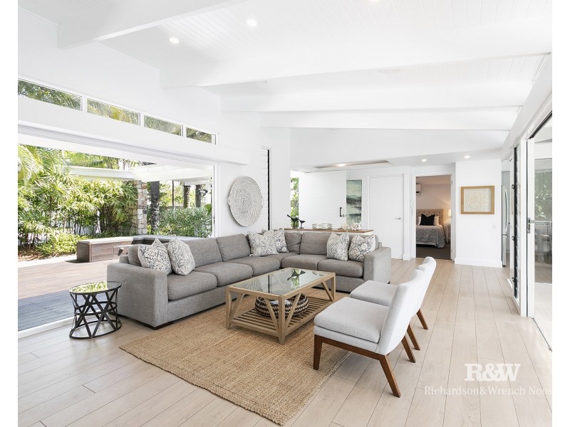 9 Cooran Court, Noosa Heads QLD 4567