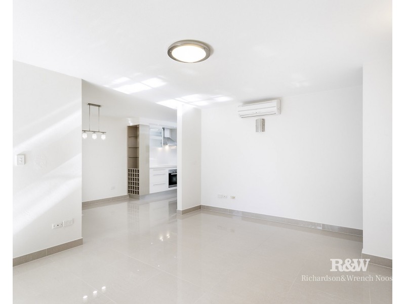 2/4 Bayview Road, Noosa Heads QLD 4567