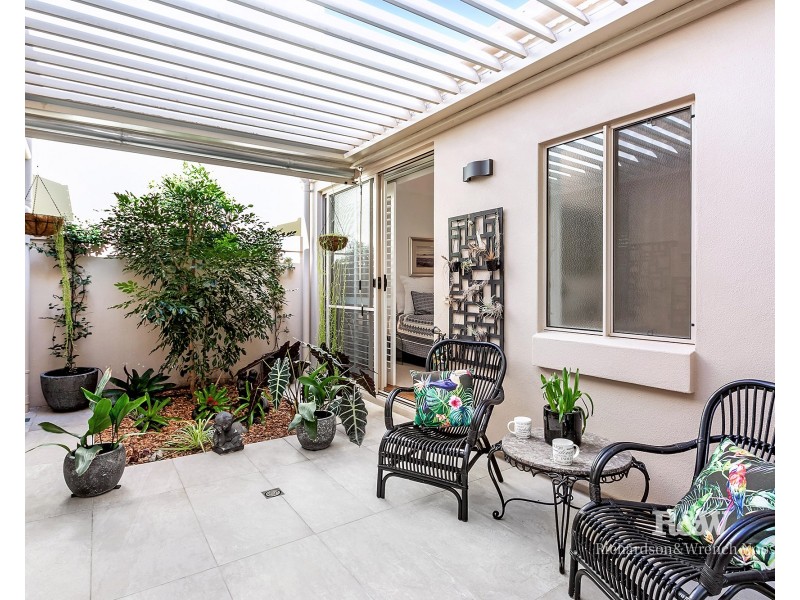 311/61 Noosa Springs Drive, Noosa Heads QLD 4567