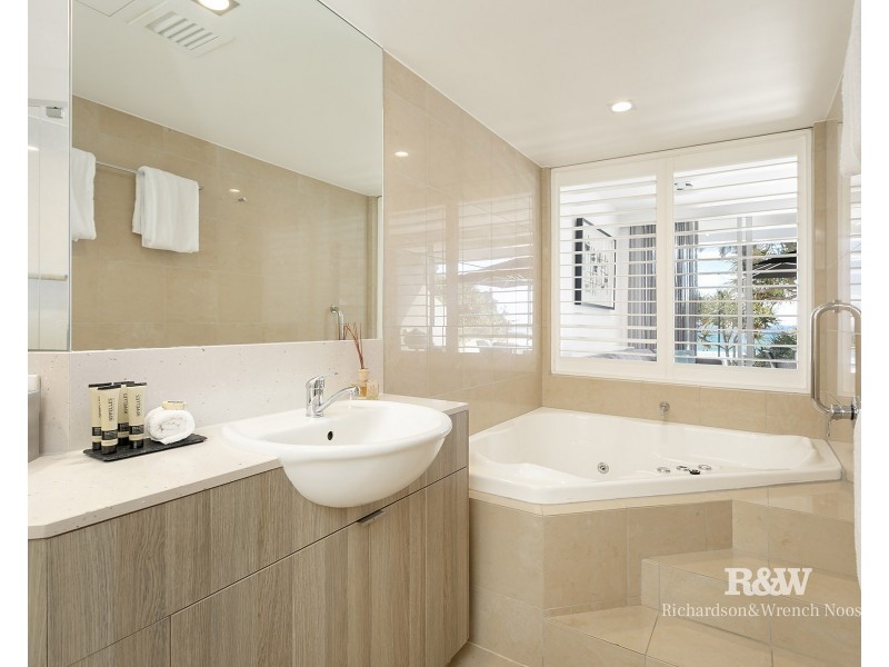 214/71 Hastings Street, Noosa Heads QLD 4567