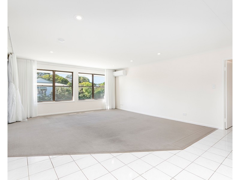 27 Mary Street, Noosaville QLD 4566
