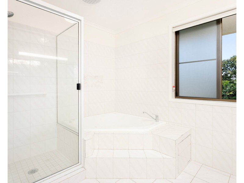 27 Mary Street, Noosaville QLD 4566