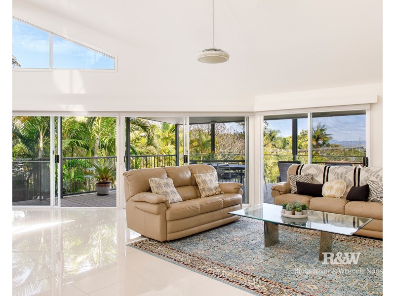 10 Nebula Street, Sunshine Beach QLD 4567