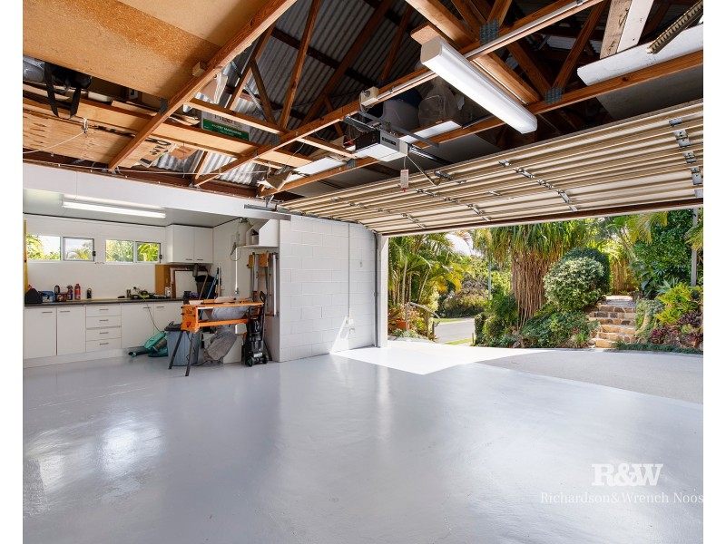 10 Nebula Street, Sunshine Beach QLD 4567