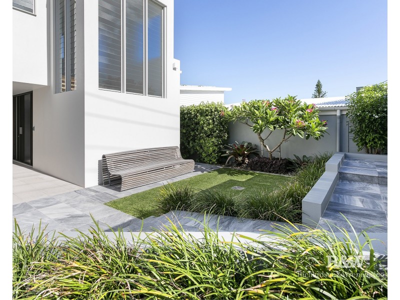 18 McAnally Drive, Sunshine Beach QLD 4567