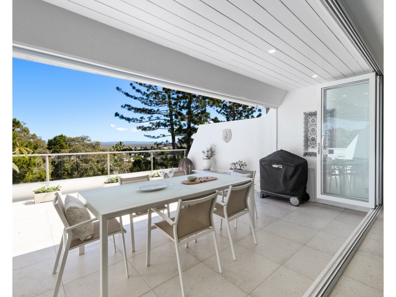 4/33 Noosa Drive, Noosa Heads QLD 4567