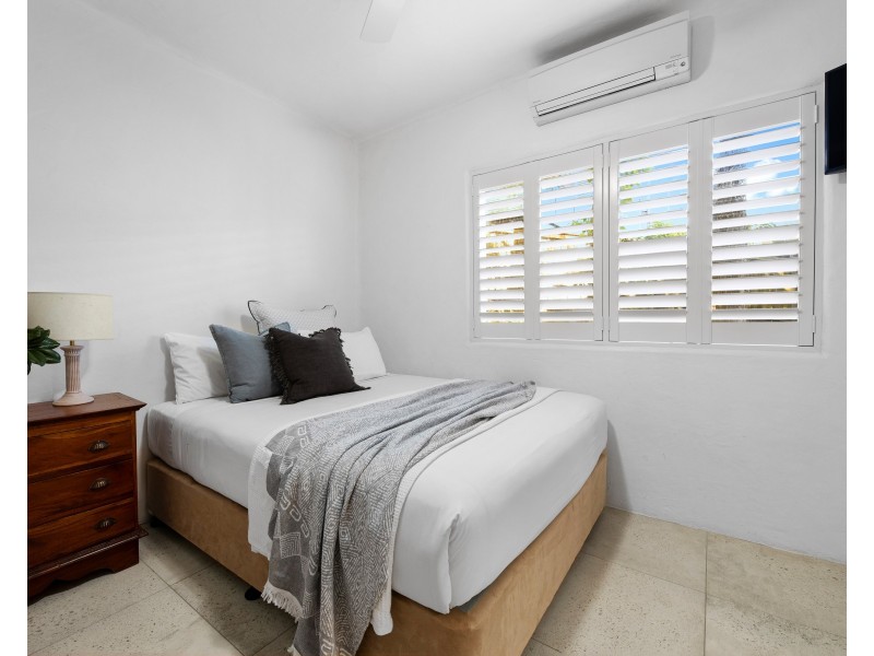 4/33 Noosa Drive, Noosa Heads QLD 4567