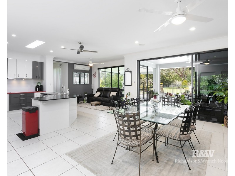 64 Devonstone Drive, Cooroibah QLD 4565