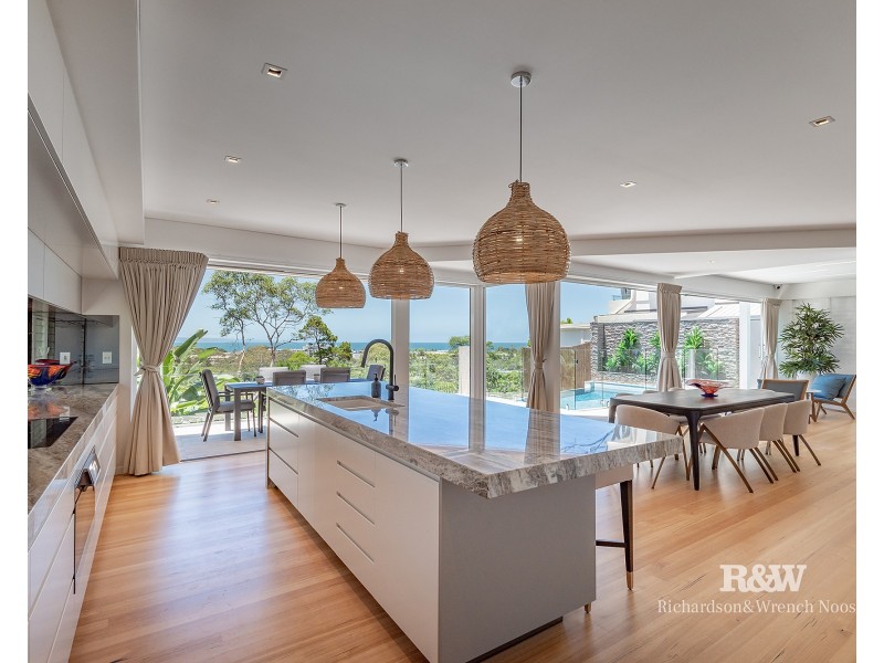 3 Natasha Avenue, Noosa Heads QLD 4567