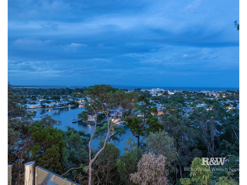 3 Natasha Avenue, Noosa Heads QLD 4567
