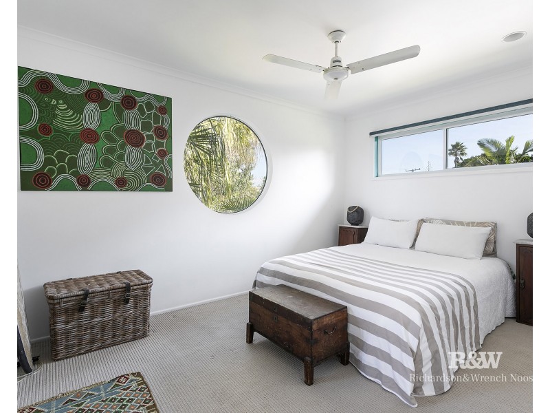 18 Pacific Avenue, Sunshine Beach QLD 4567