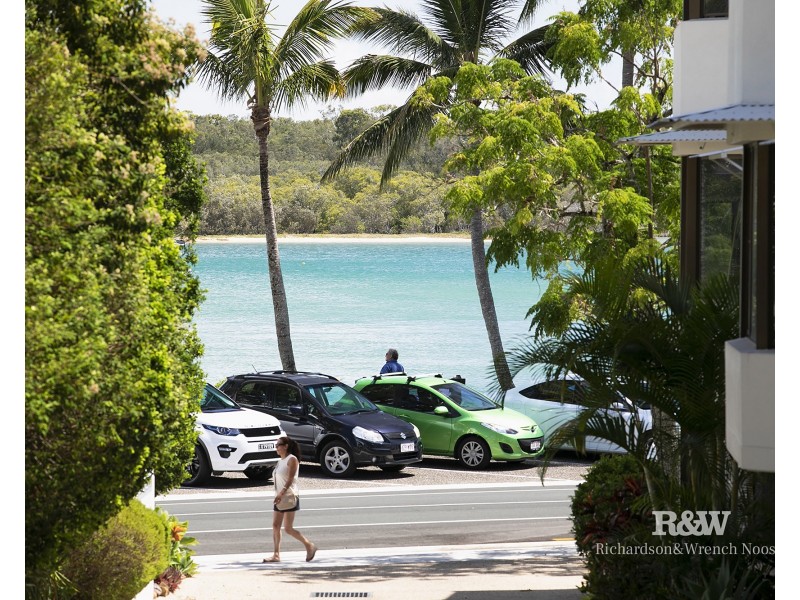 2/263 Gympie Terrace, Noosaville QLD 4566