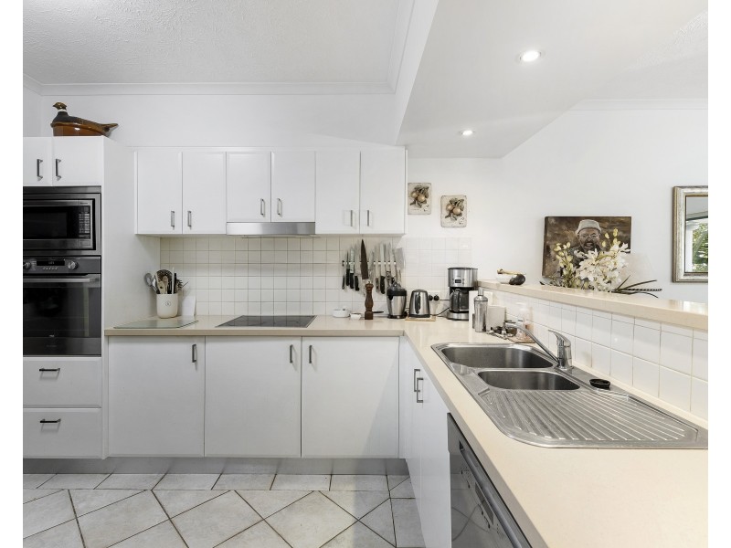 18/4 Serenity Close, Noosa Heads QLD 4567