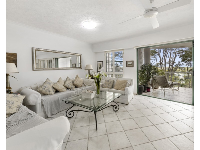 18/4 Serenity Close, Noosa Heads QLD 4567