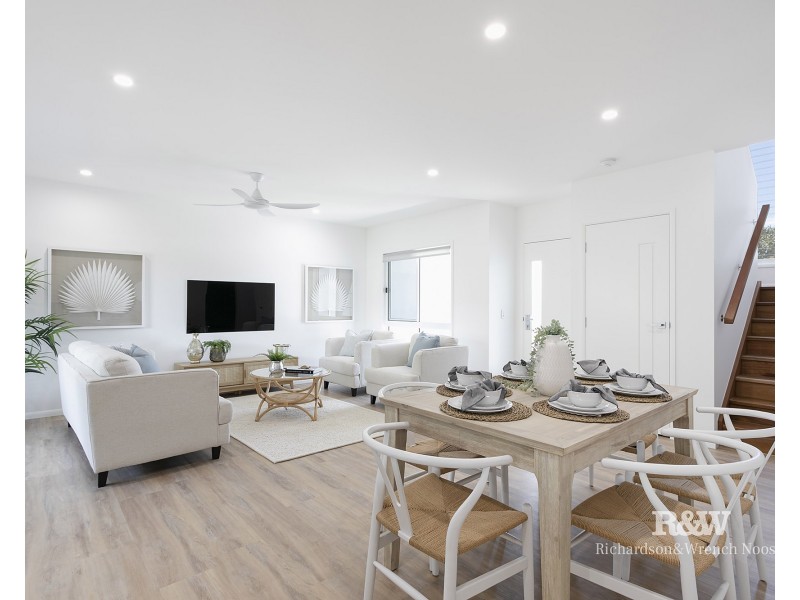 2/65 Poinciana Avenue, Tewantin QLD 4565