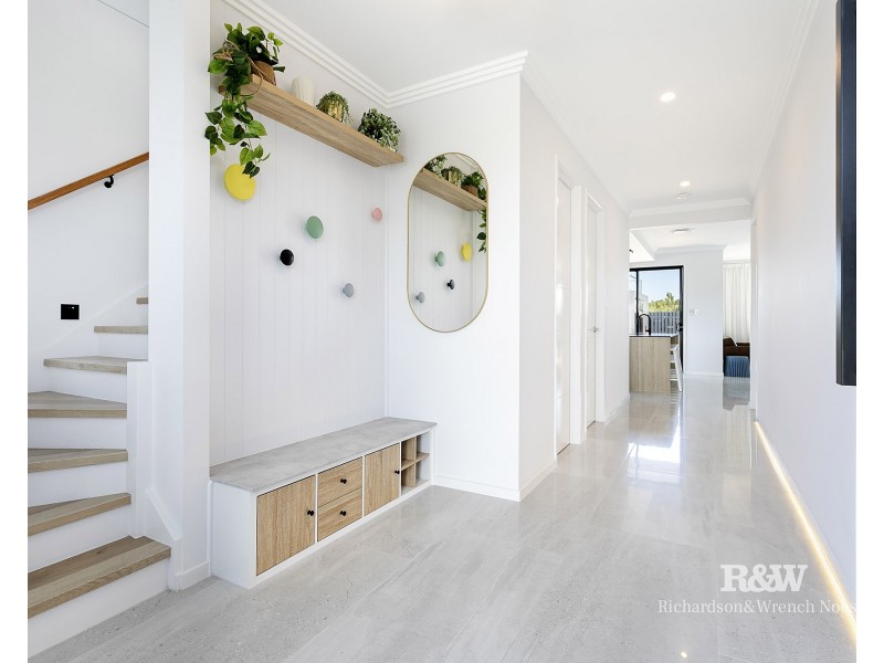 14 Amber Place, Palmview QLD 4553