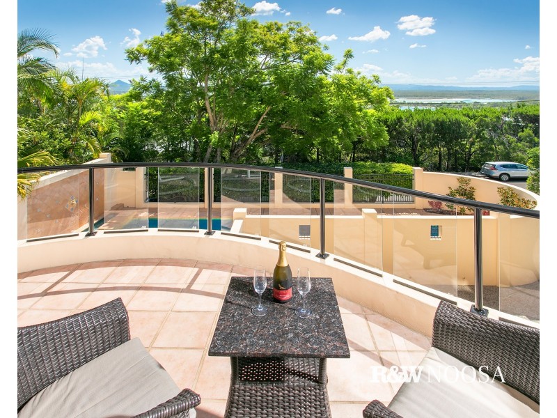 1/24 Edgar Bennett Avenue, Noosa Heads QLD 4567