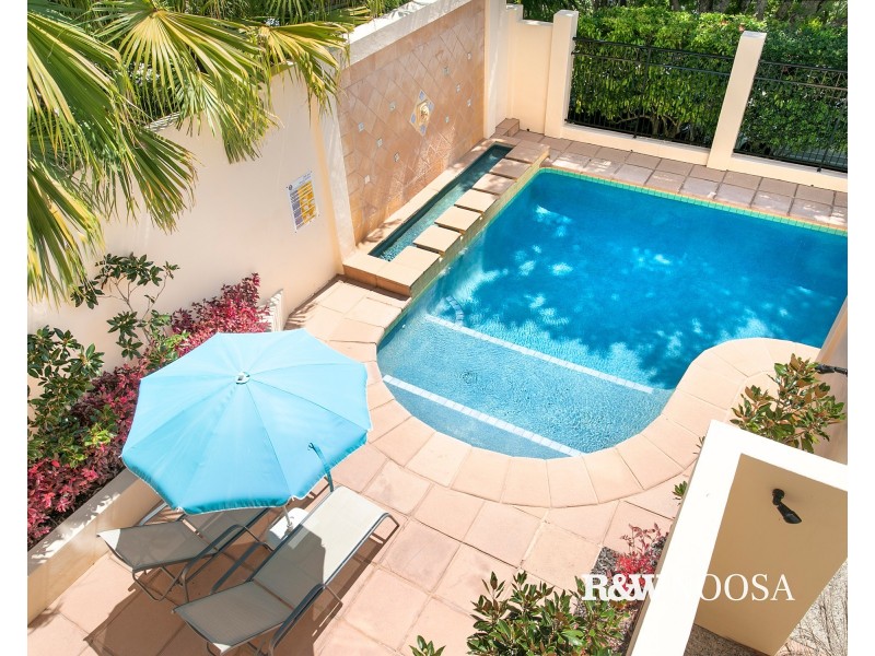 1/24 Edgar Bennett Avenue, Noosa Heads QLD 4567