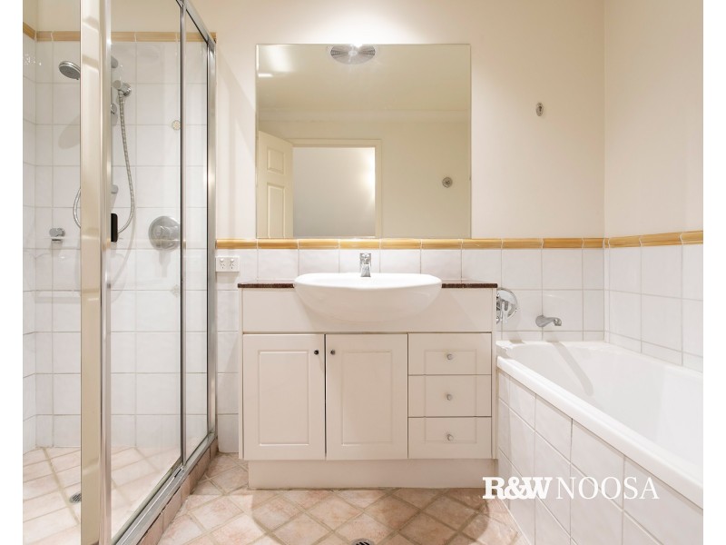 1/24 Edgar Bennett Avenue, Noosa Heads QLD 4567