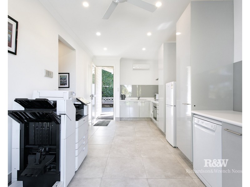 1 Ely Street, Noosaville QLD 4566