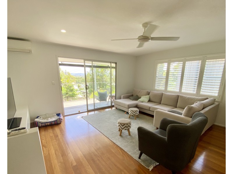21 Nairana Rest, Noosa Heads QLD 4567