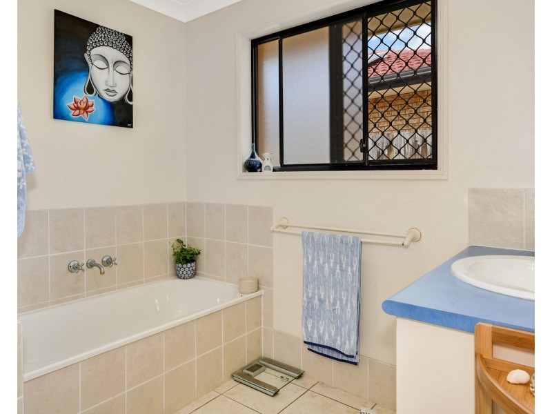 38 Gallery Place, Little Mountain QLD 4551