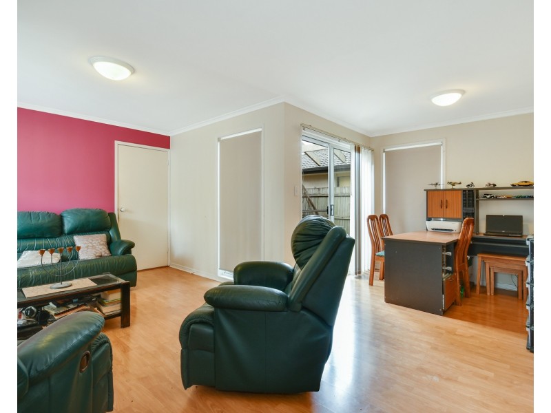 13 Greenwood Place, Little Mountain QLD 4551