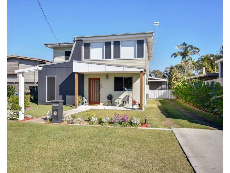 92 Coronation Avenue, Golden Beach QLD 4551