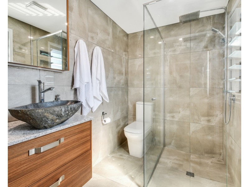 92 Coronation Avenue, Golden Beach QLD 4551