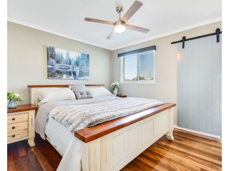 92 Coronation Avenue, Golden Beach QLD 4551