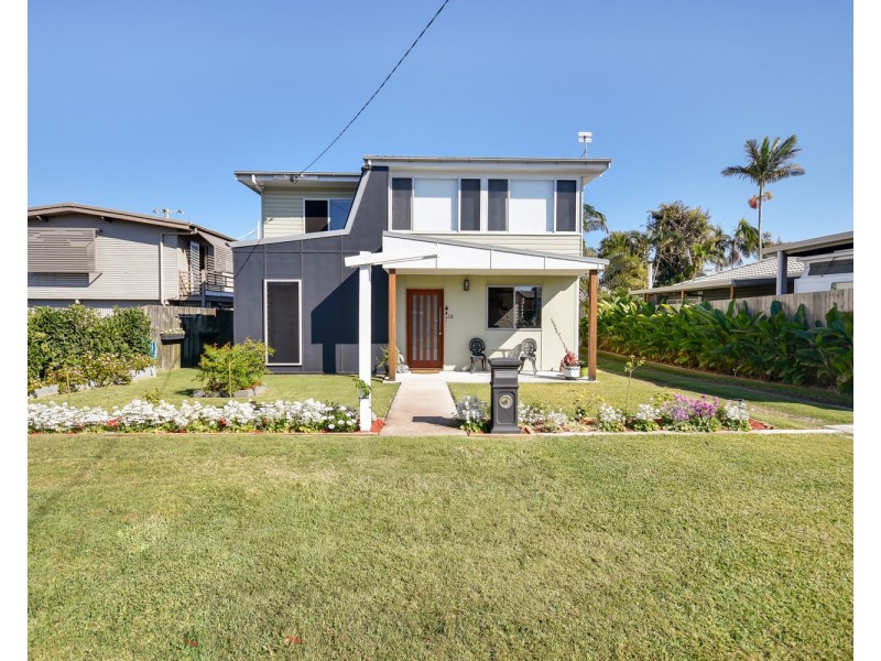 92 Coronation Avenue, Golden Beach QLD 4551