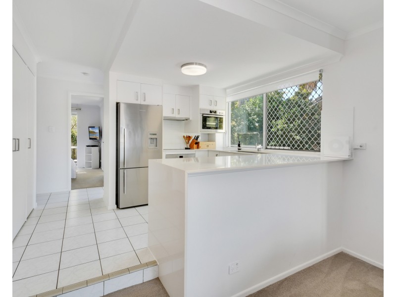 1/10-12 Kalinda Avenue, Mooloolaba QLD 4557